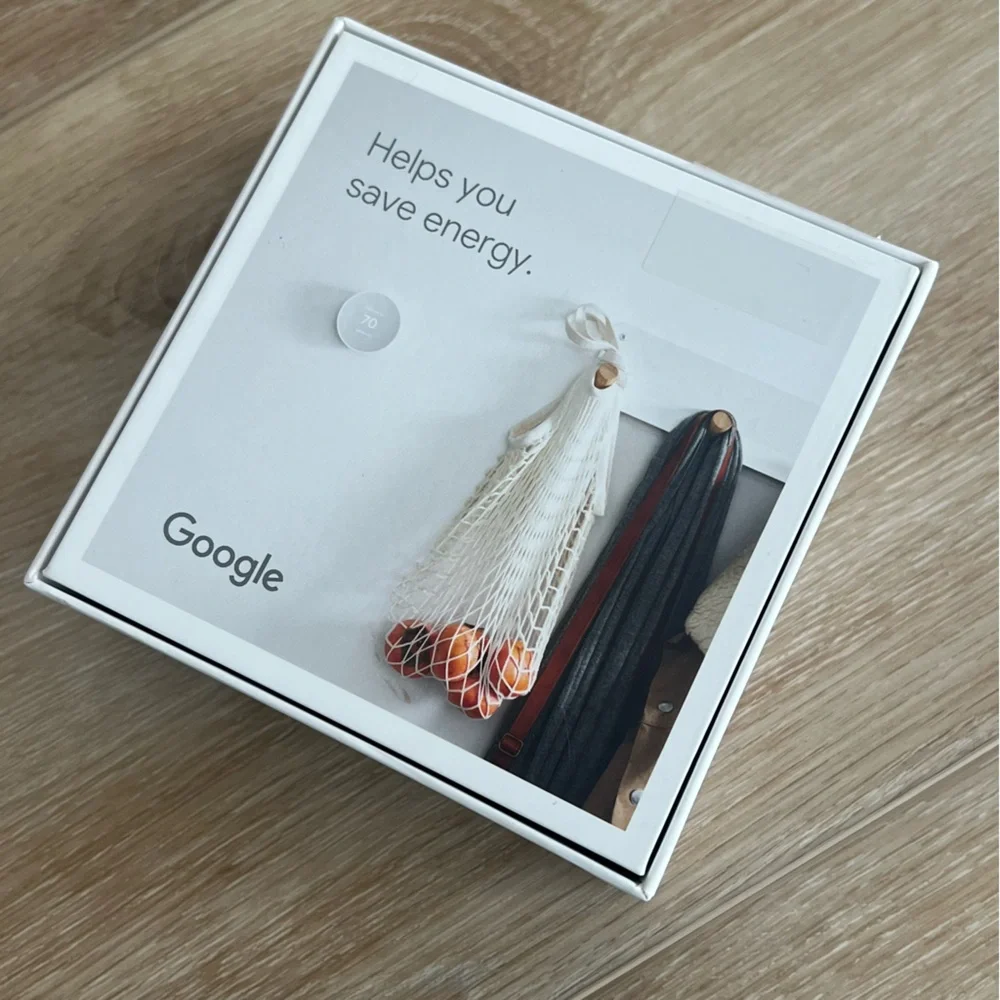 NWT Google Smart Nest Thermostat in Snow